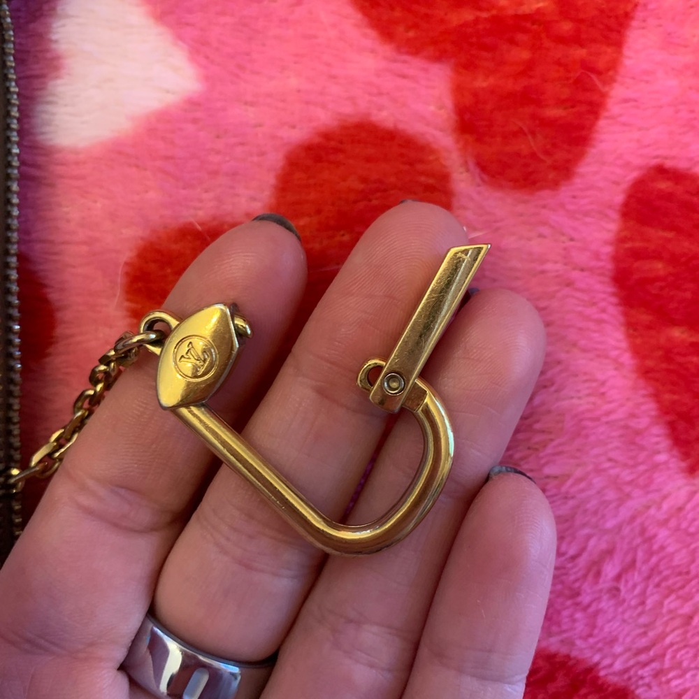 Louis Vuitton Key Pouch - Picture 14 of 14